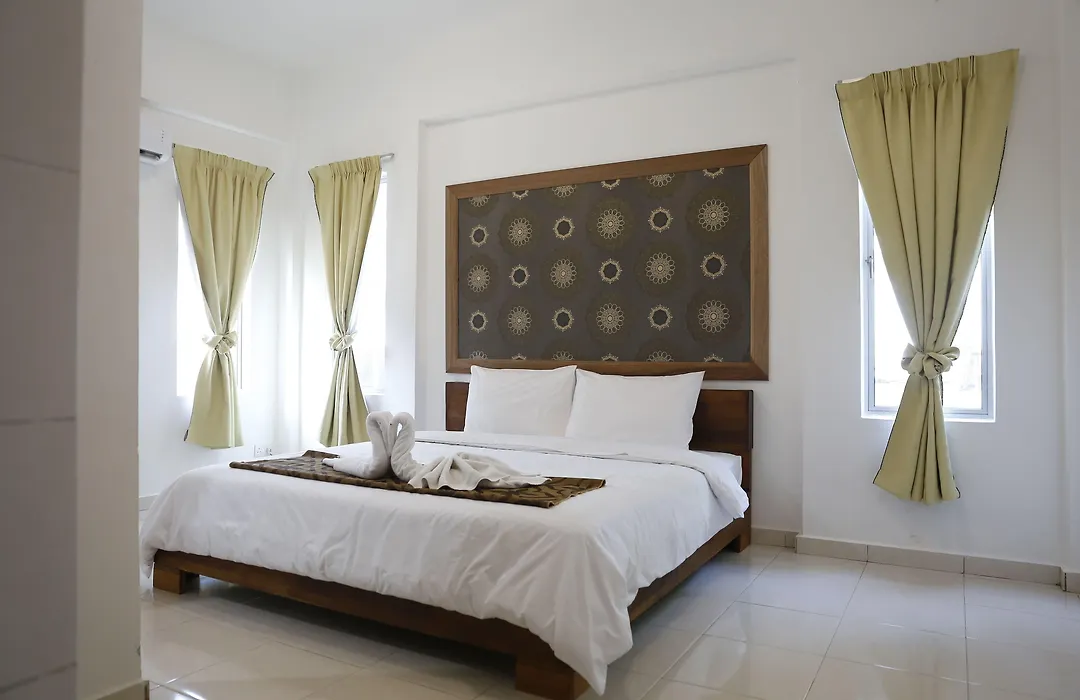 Mawar Villa, Batu Hitam-1